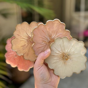Custom set of flower coasters, handmade epoxy resin coasters in neutral pinks and gold / coquette color palette, personalized gift for home